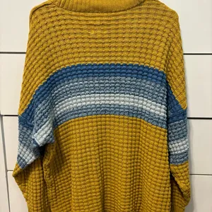 Urban Outfitters BDG Max Oversized Waffle Knit Sweater Yellow thumbnail 3