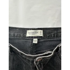 Abercrombie & Fitch Curve Mid Rise Boyfriend Cut Off Shorts Black Denim 14/32 thumbnail 3