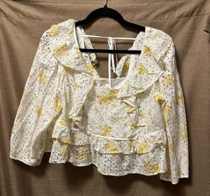 NWOT WAYF Asher Eyelet Embroidered Peplum Crop Top In Ivory Floral Size Medium thumbnail 3