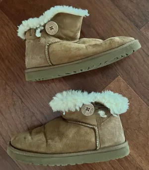 UGG Mini Bailey Button II thumbnail 1