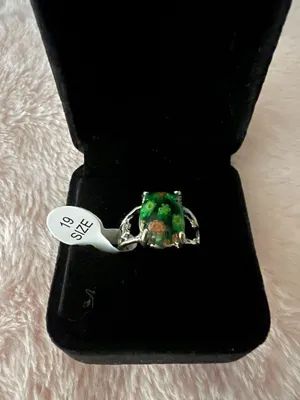 Women’s Gorgeous Stainless Steel Silver Gemstone Ring 19/10 US thumbnail 1