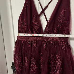 NWT Lulus A Love To Remember wine Red lace skater backless dress Medium thumbnail 7