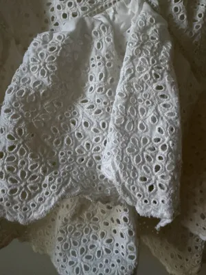 White Eyelet H&M Mini Skirt thumbnail 2