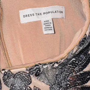 NEW Dress the population Emmalyn Sequins Long Sleeve Sliver Nude Midi size XXL thumbnail 6