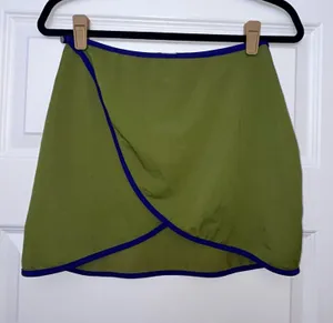 Lyra Swim Swimwear Full Wrap Cover Up Swim Skirt Size M thumbnail 1