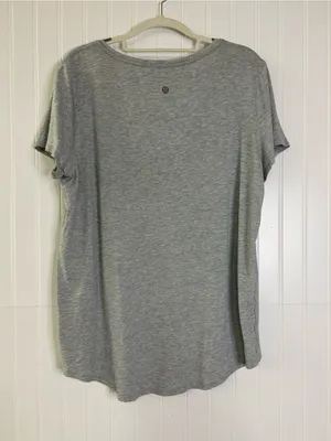 Lululemon Short Sleeve Gray V-Neck Shirt No Size Tag thumbnail 3