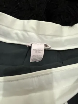Victoria's Secret Skirt thumbnail 2