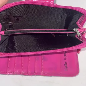 Hello Kitty Vintage Y2K 2009 Loungefly‎ Wallet Pink Patent Leather Collectible thumbnail 14