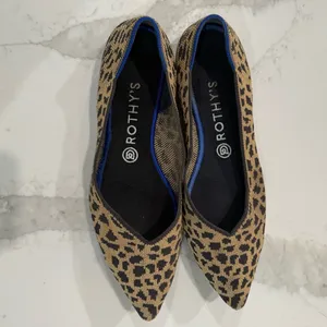 Rothy's Retired “The Point” Pointed Leopard Print Slip On Ballet Flats Womens 10 thumbnail 5