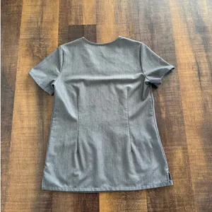 FIGS Casma Three Pocket Scrub Top Graphite Gray XS thumbnail 4