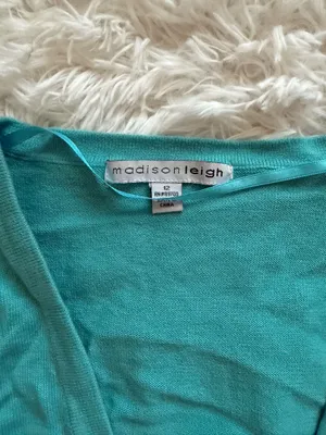 Madison Leigh cropped cardigan thumbnail 2