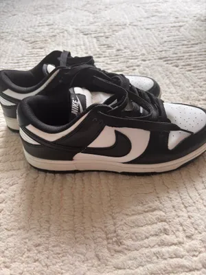 Nike Dunk Low Women’s Sneakers thumbnail 2