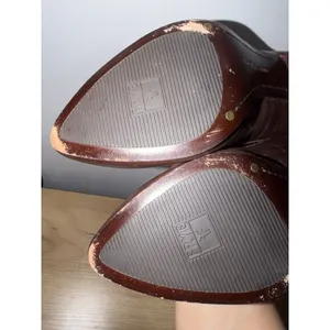 Frye Regina‎ Leather Stacked Heel Pump in Brown Size 6.5 Whipstitch P thumbnail 10