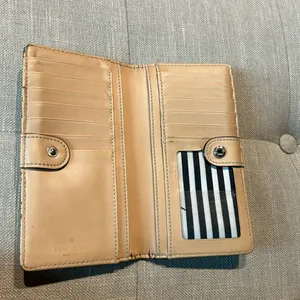 KATE SPADE New York Stacy Southport Avenue Wallet in Black thumbnail 3