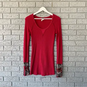 Free People Waffle Knit Henley Studded Cuff Red Long Sleeve Shirt Medium thumbnail 4