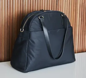 Lo & Sons O.G. Laptop Tote Black thumbnail 1
