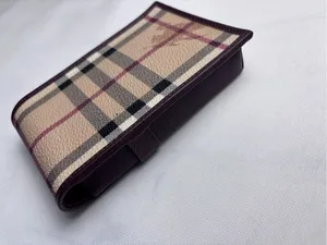 Authentic Burberry London Nova Check Burgundy Leather Case Made in Italy vintage thumbnail 3