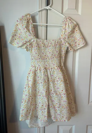 dress thumbnail 1