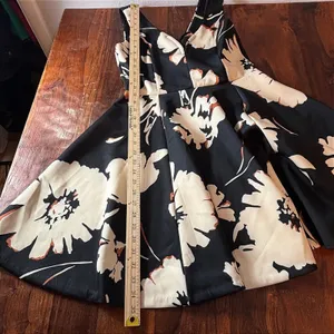 Anthropologie Floral Fit and Flare‎ V-Neck Scuba Dress Black Cream Sleeveless thumbnail 8