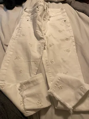 Abercrombie Flower Skinny High-Rise Embroidered Jeans thumbnail 1