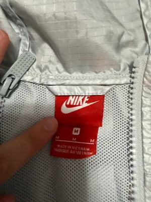 Nike Windbreaker Jacket thumbnail 3
