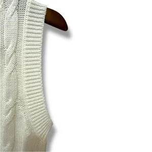 224 No Comment | NWOT Cable Knit Cropped Sweater Vest (Size M) - 3/$15 thumbnail 8