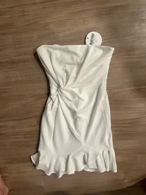 Selfie Leslie Strapless white mini dress thumbnail 4