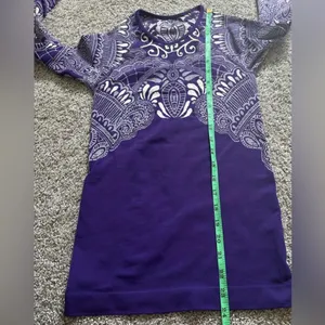ATHLETA Purple Long-Sleeve Patterned Women's Top thumbnail 6