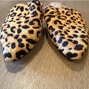 new Chelsea & Violet Eve 6.5 cheetah cowhair mule flat slip on shoes 2827 thumbnail 7