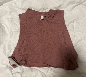 Lululemon Swirl Tank thumbnail 2