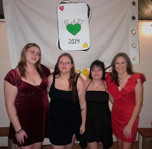 Dress thumbnail 2