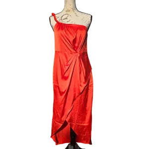 DO+BE NWT One Shoulder Satin Twisted Knot Tulip Hem Midi Dress Red GY1879 L‎ thumbnail 2