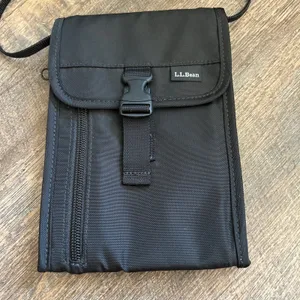 LL Bean Black‎ Nylon Neck Wallet Travel Pouch Crossbody Passport Organizer Bag thumbnail 2