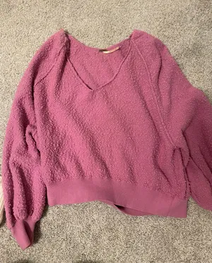 Sweater thumbnail 1