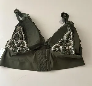 NWT Padded Green Lace Bralette Size L thumbnail 4