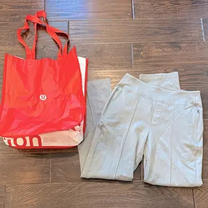 Athleta Blue Activewear pants size 6 with Lululemon tote bag thumbnail 3