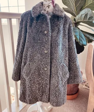 Vintage Faux Fur long Jacket with lining for women thumbnail 2