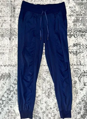 Lululemon Dance Studio Jogger thumbnail 3