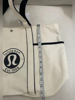 lululemon athletica Daily Multi Pocket Canvas Tote cream with Navy Logo NWT thumbnail 6