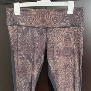 RARE Lululemon Wunder Under Pant‎ *Full-On Luon in size 10- Golden Godess Cashew thumbnail 4