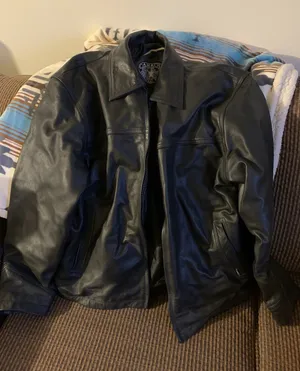 Carroll Black Size XL thumbnail 1