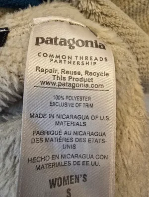 {S} Patagonia Women's Re-Tool Snap-T Pullover Cream Blue thumbnail 8