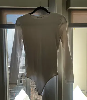Abercrombie Bodysuit Long Sleeve thumbnail 1
