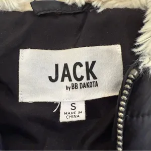 JACK by BB DAKOTA Quilted Full Zip Puffer Vest Faux Fur Hood Women’s Small Black thumbnail 4