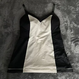 Lululemon Tank thumbnail 1