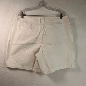 Charter Club Pant Shop Cream Cotton Stretch Bermuda Shorts Womens Size 16 thumbnail 2