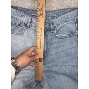 American Eagle Jeans Size 6 Short Wide Leg Baggy Distressed Skater Jeans 2 Tone thumbnail 2
