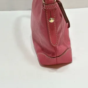 Dooney & Bourke Pink Pebbled Leather Small Shoulder Bag Purse Gold Logo Plate thumbnail 5