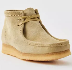Clarks Women's Suede Ankle Boot in Light Beige Size 7.5 thumbnail 1