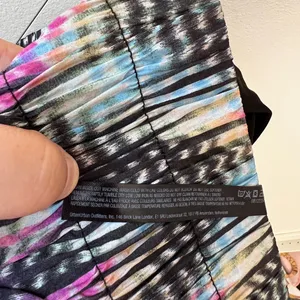 Free‎ People FP Movement Way Home Black Colorful Women’s Shorts Size Medium thumbnail 9